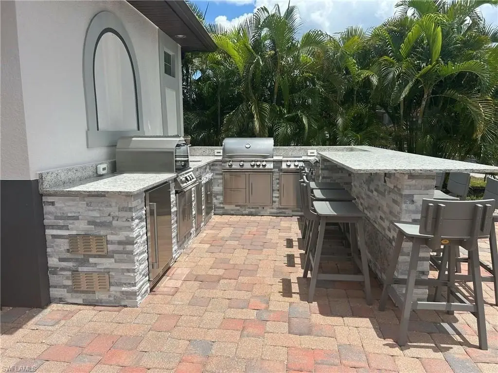 Picture 4