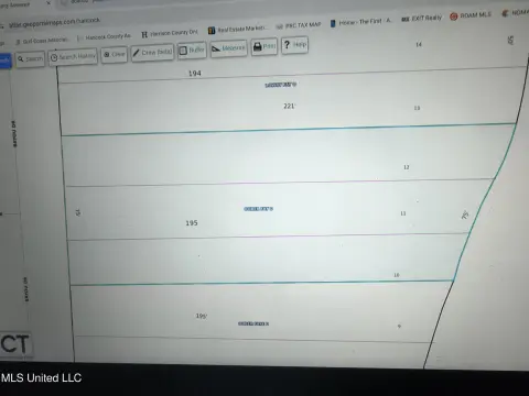 Residential Land in Harbor Estates