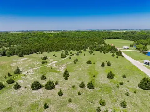 Prime Land in Caddo Creek