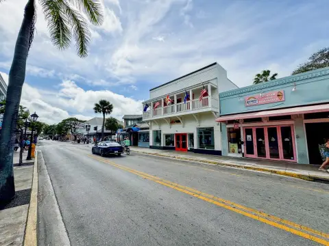 Prime Duval Street Retail Opportunity