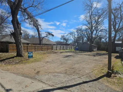 Residential Land in Established Neighborhood