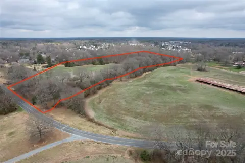 Residential Land in Monroe, NC