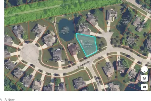 Residential Lot in Fox Pointe