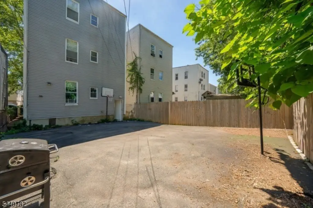 Picture 14