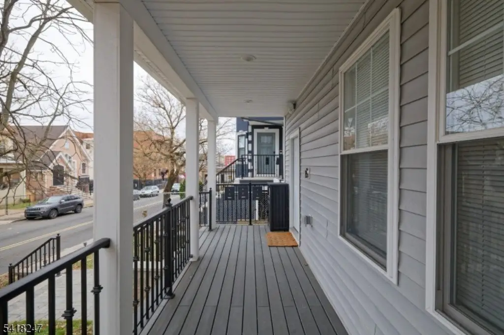 Picture 5