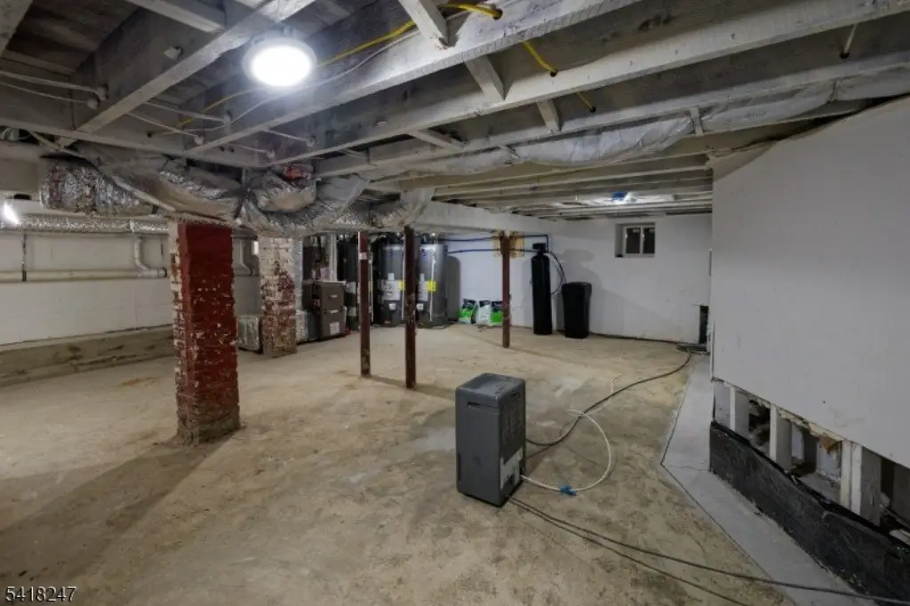 Picture 30