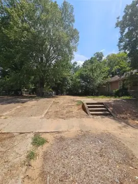 Corner Lot in Shreveport