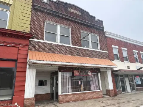 Established Restaurant in Downtown Conneaut