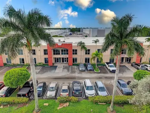 Doral Industrial Office Warehouse
