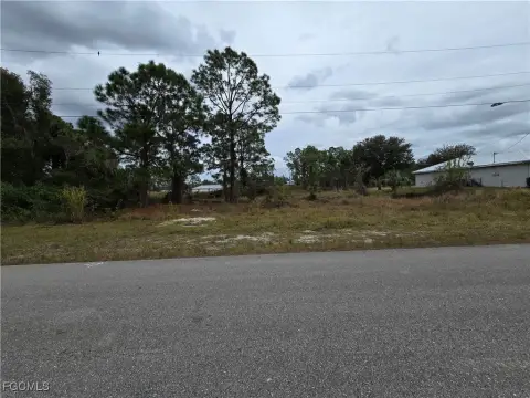Residential Lot in Lehigh Acres