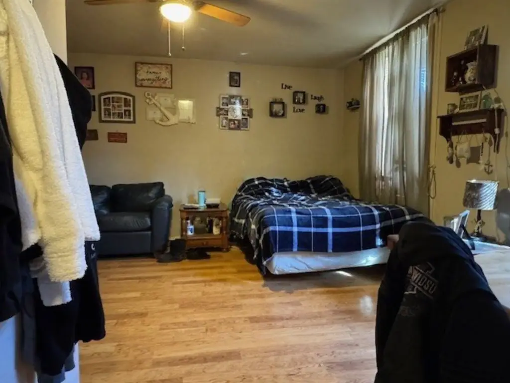 Picture 2