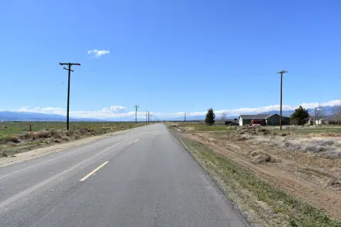 Fairmont Acreage: Residential/Agricultural Potential