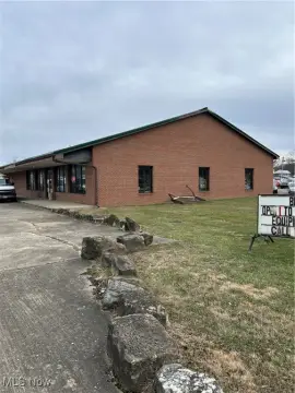 Mixed-Use Commercial Building