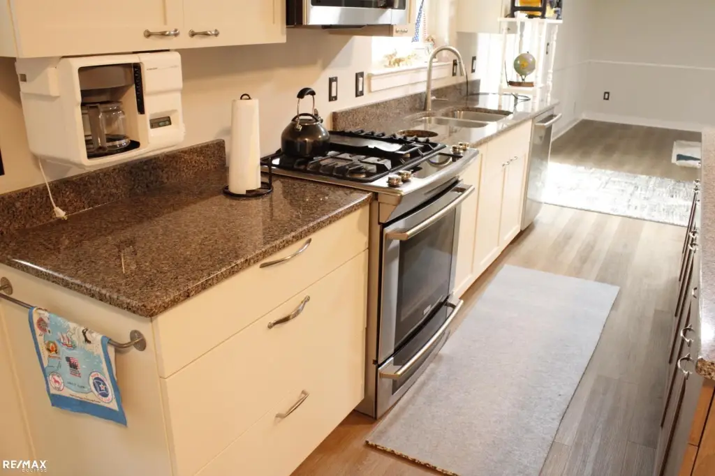 Picture 6