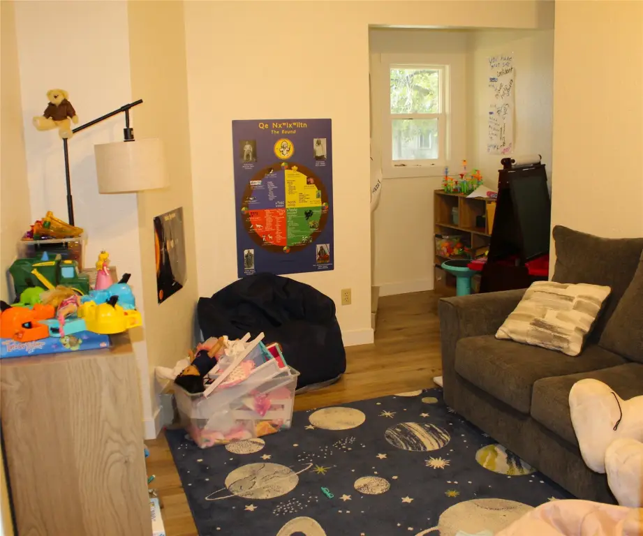 Picture 12