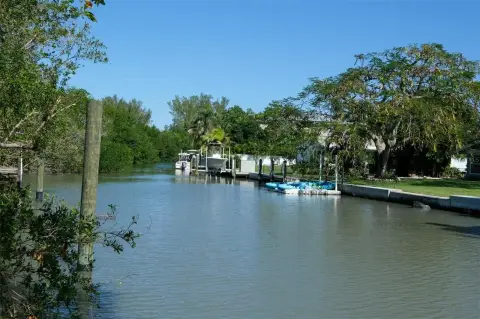 Buildable Lot in Longboat Key