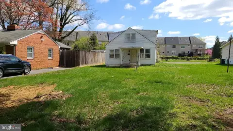 Land Near Rockville Metro