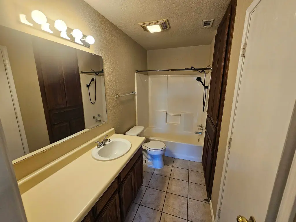 Picture 10