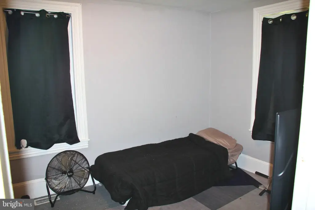 Picture 13