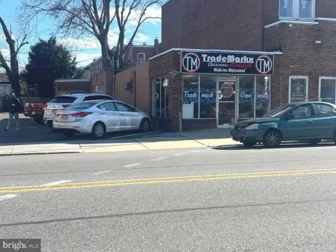 Fully Leased Commercial Space