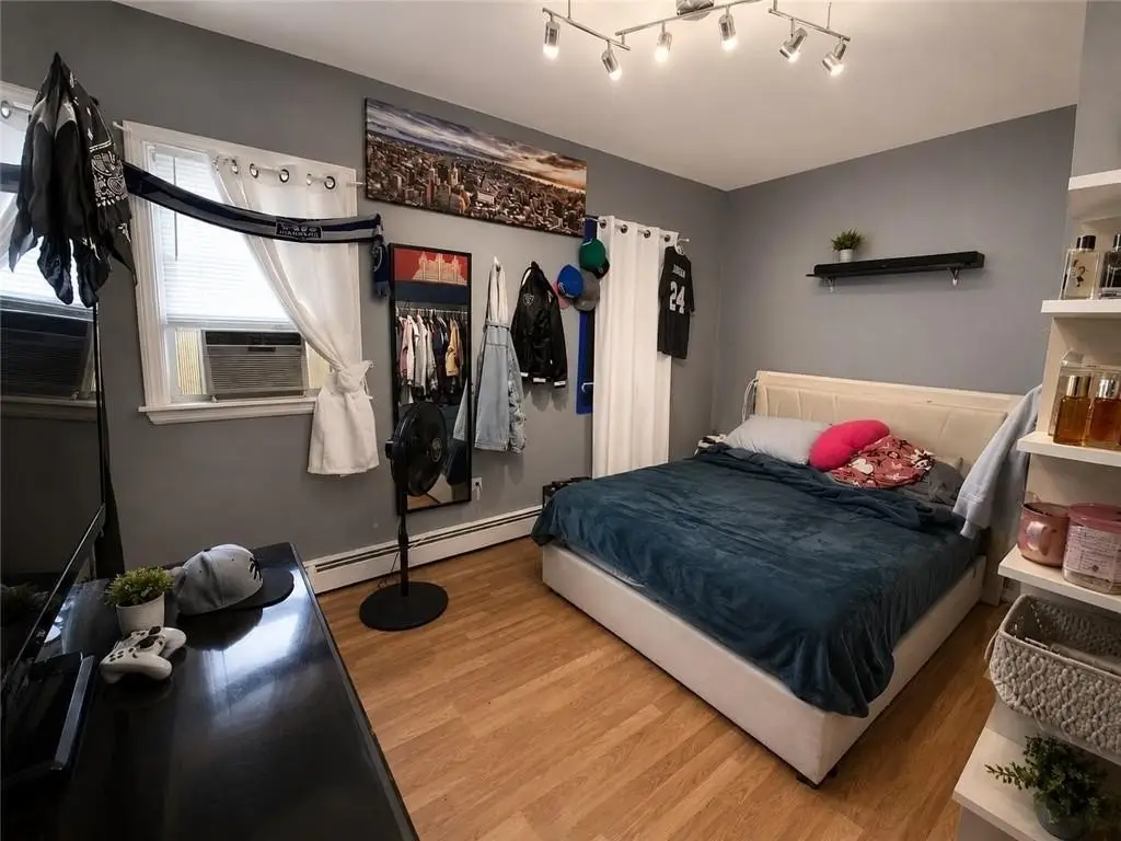 Picture 12