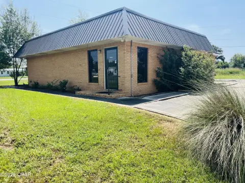 Office Building with Open Layout