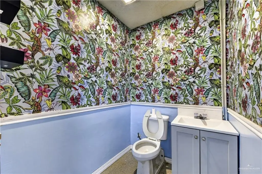 Picture 10