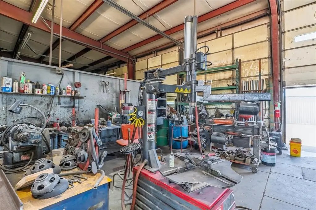 Picture 12