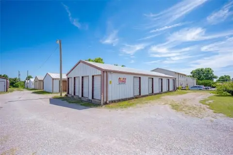 Self-Storage Facility with 100 Units