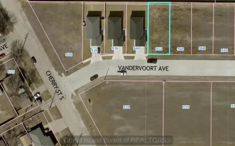 Picture of Residential land & home lots at 952 Vandervoort Ave, Grand Island, NE