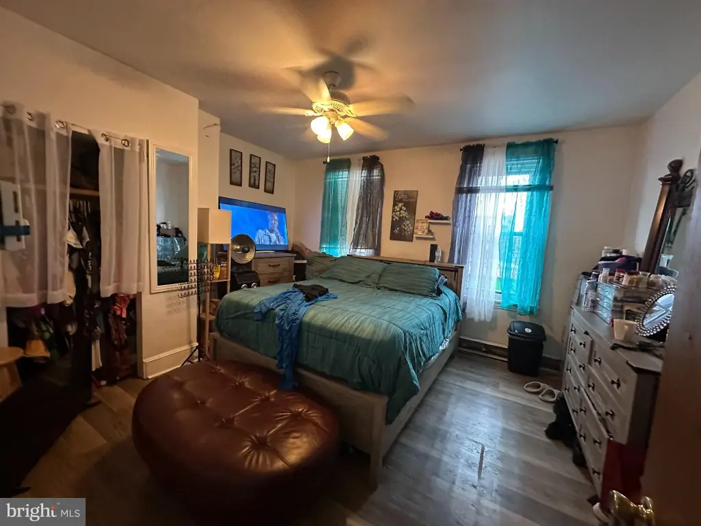 Picture 5