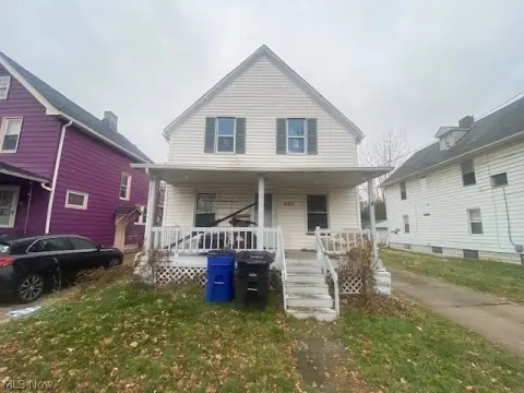 Cleveland Duplex: Investment Opportunity
