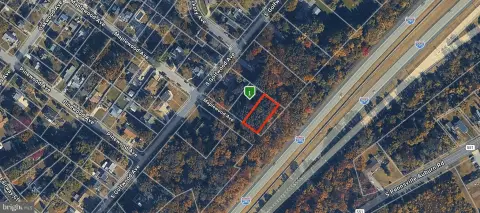 Picture of Residential land & home lots at 61 MAPLEWOOD Avenue, Carneys Point, NJ