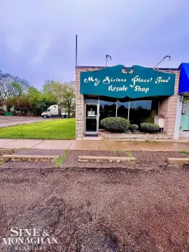 Picture of Storefront properties at 21043 Kelly, Eastpointe, MI