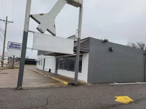 Retail Building with Drive-Through Potential