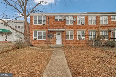 Renovated Four-Unit Building in DC