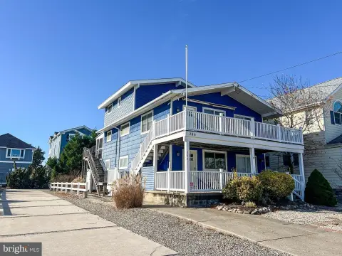 Multilevel Residential Income Property