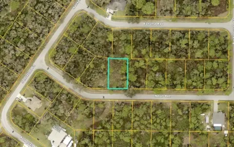 Residential Land in North Port