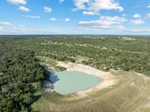 Stephenville Ranch Estate on 385+ Acres