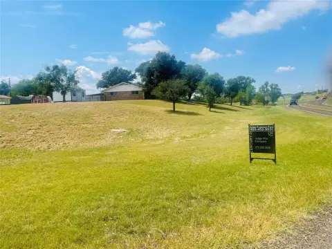 Corner Lot in Maypearl, TX
