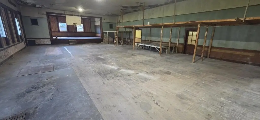 Picture 2