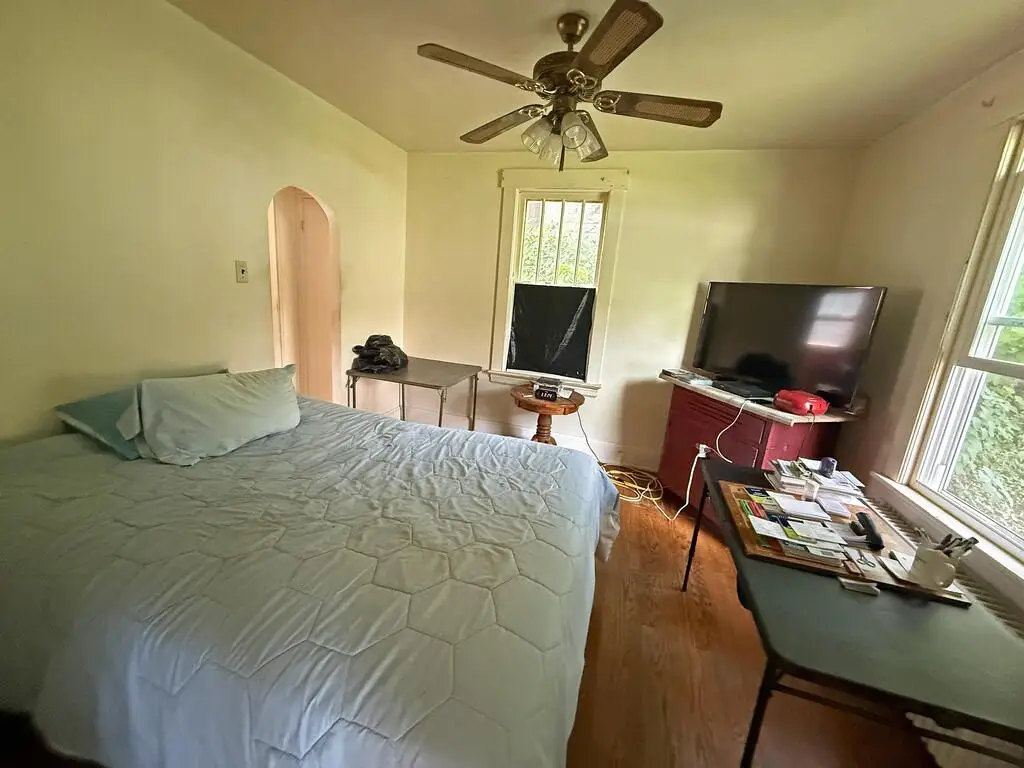Picture 10
