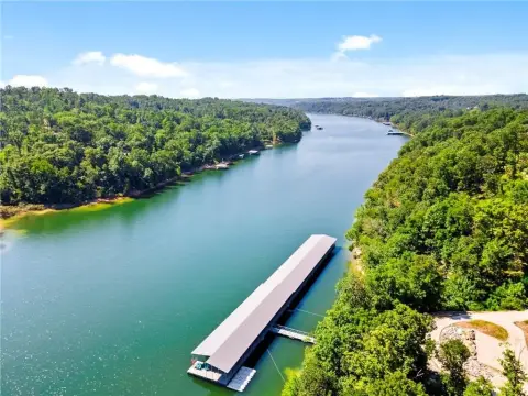 Flat Lot in Hawks Landing