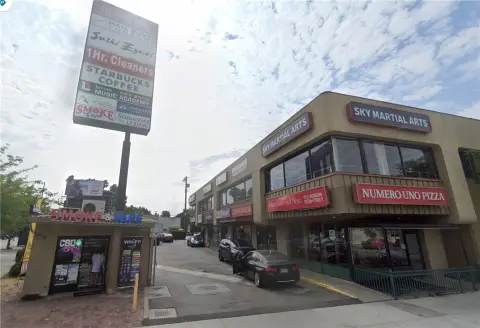 Retail Center Near Wilshire, Highland