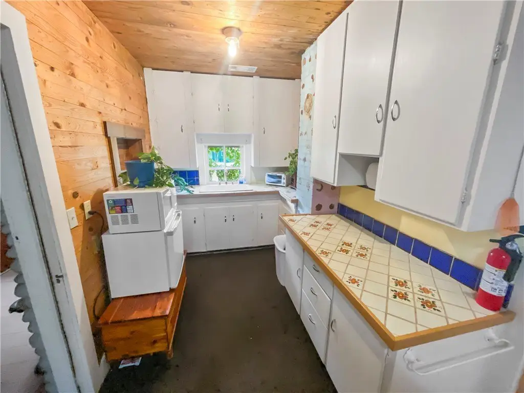 Picture 12