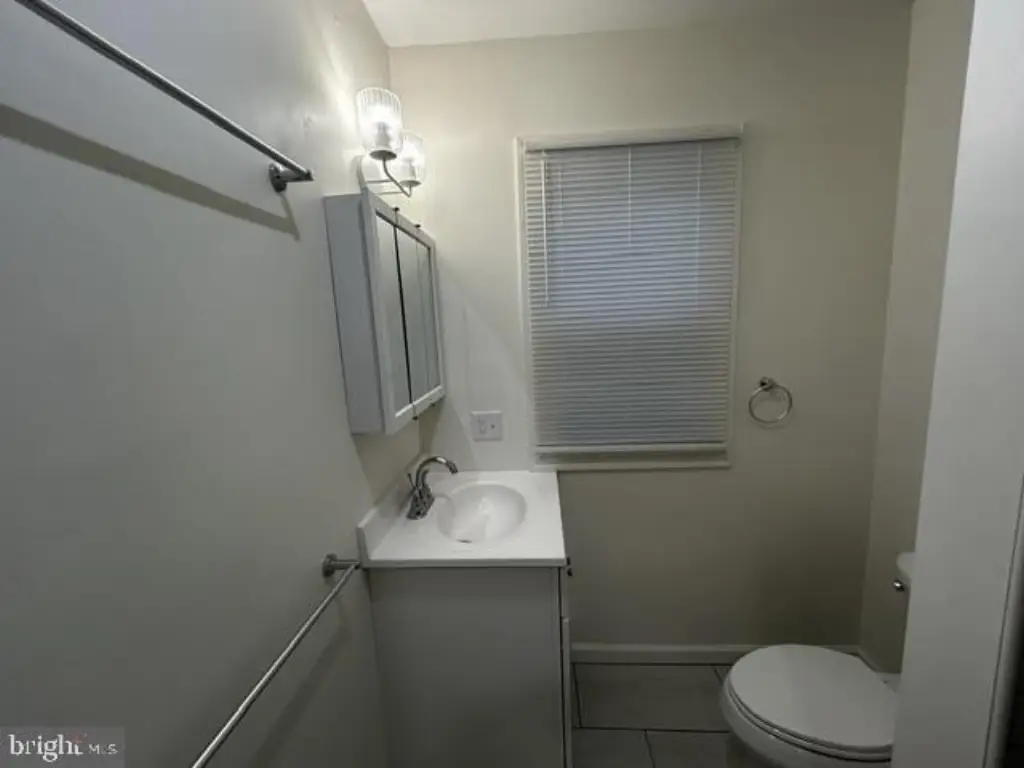 Picture 33