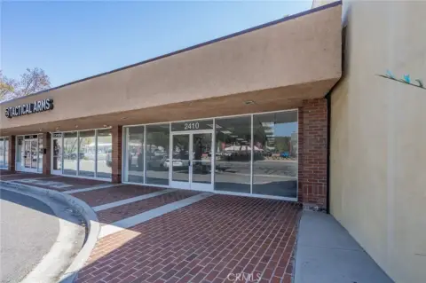 Thousand Oaks Commercial Lease Opportunity