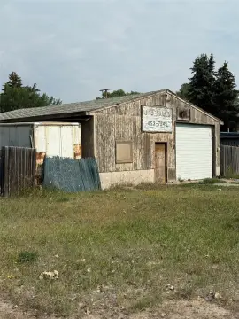 Great Falls Corner Lot with Shop