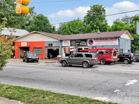 Tenant-Occupied Auto Shop
