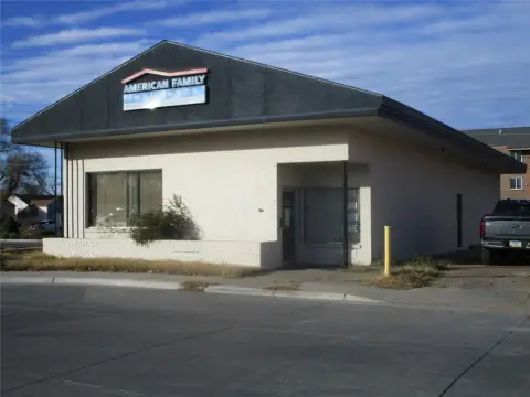 Garden City Office Building For Sale